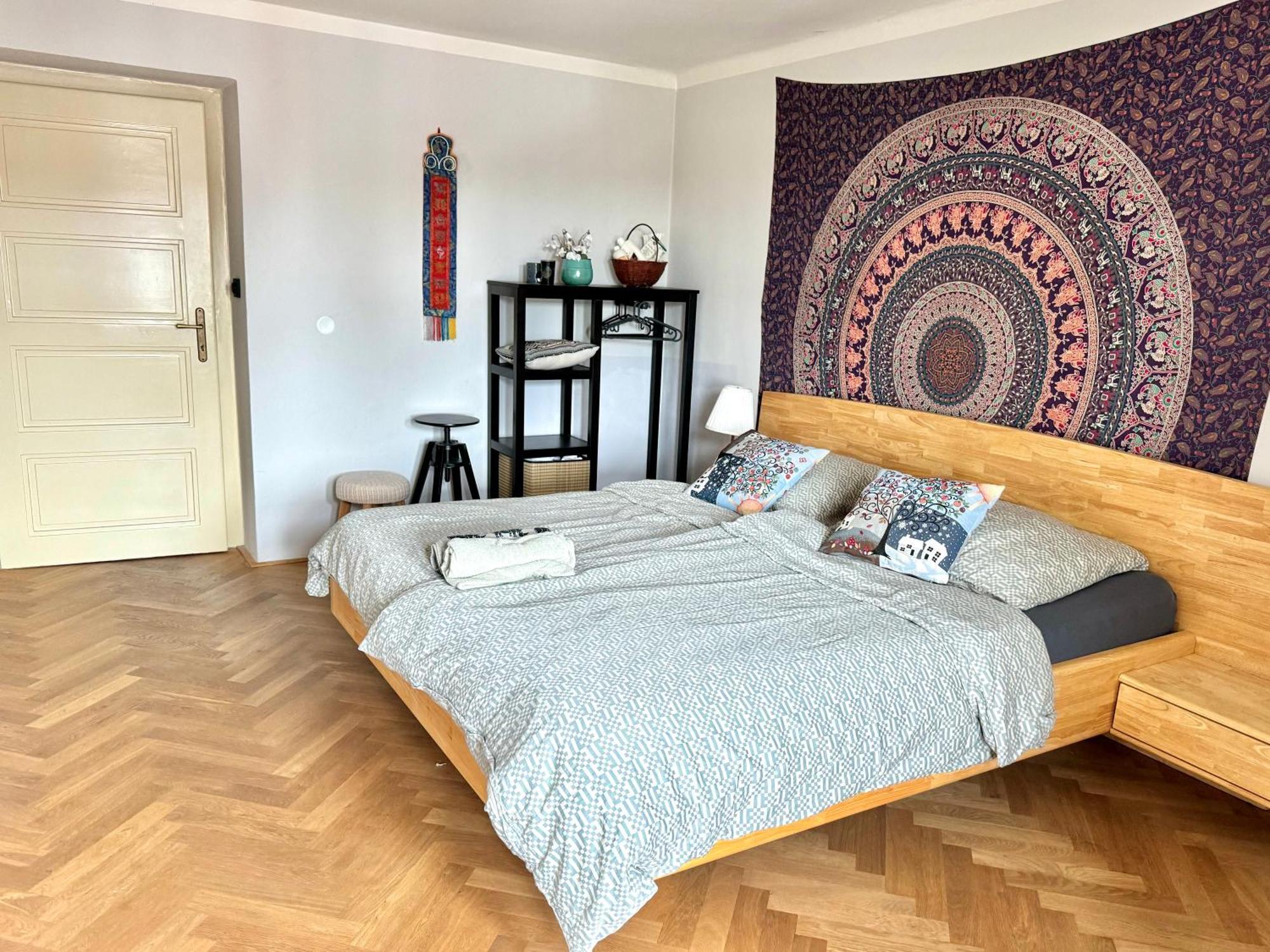 Knk Vibrant Central Spacious Hideaway Apartment Hradec Králové Екстериор снимка